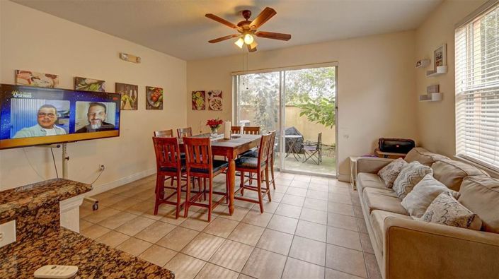 Image No.8-3 Bed Townhouse for sale