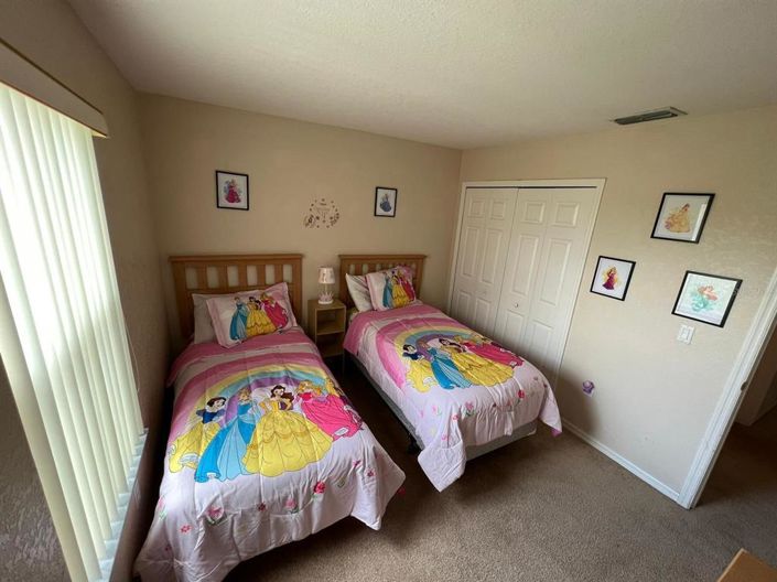 Image No.13-4 Bed Townhouse for sale