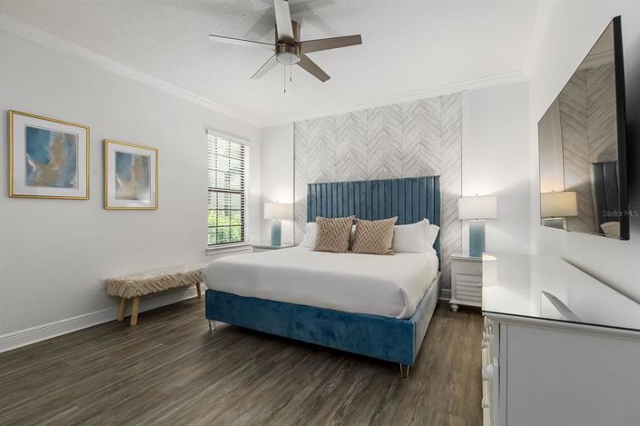 Image No.18-5 Bed Property for sale