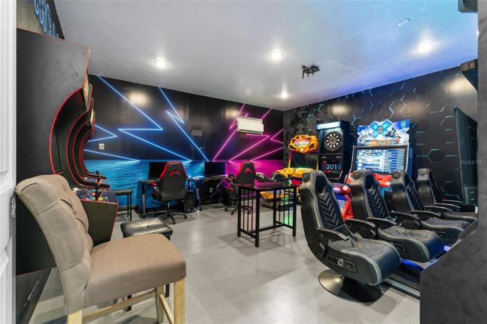 Image No.37-5 Bed Property for sale