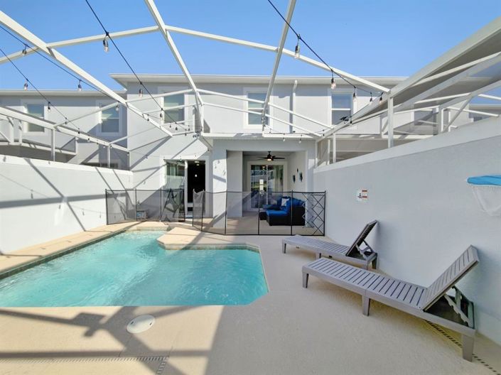 Image No.38-4 Bed Townhouse for sale