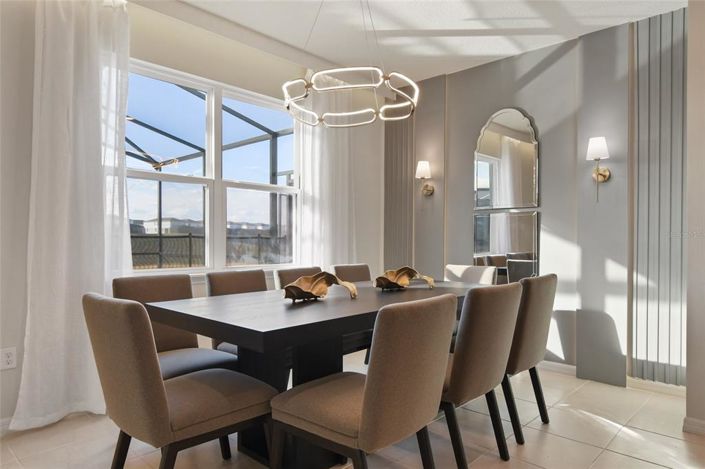 Image No.16-5 Bed Property for sale