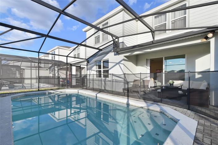 Image No.41-5 Bed Property for sale