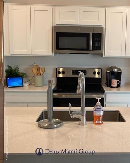 Image No.6-3 Bed Property for sale