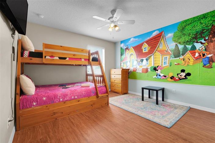 Image No.31-6 Bed Property for sale