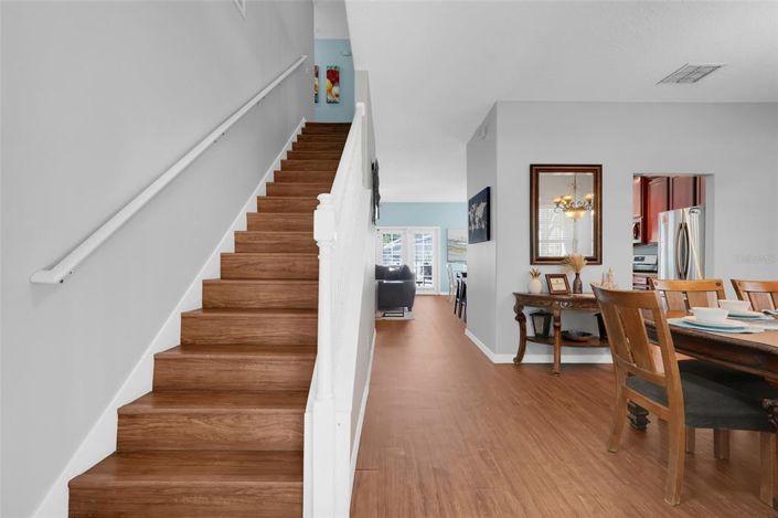 Image No.5-6 Bed Property for sale