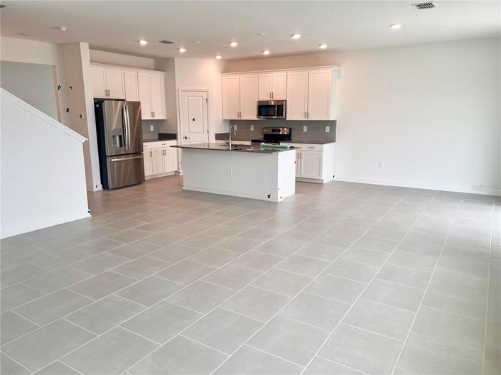 Image No.13-5 Bed Property for sale