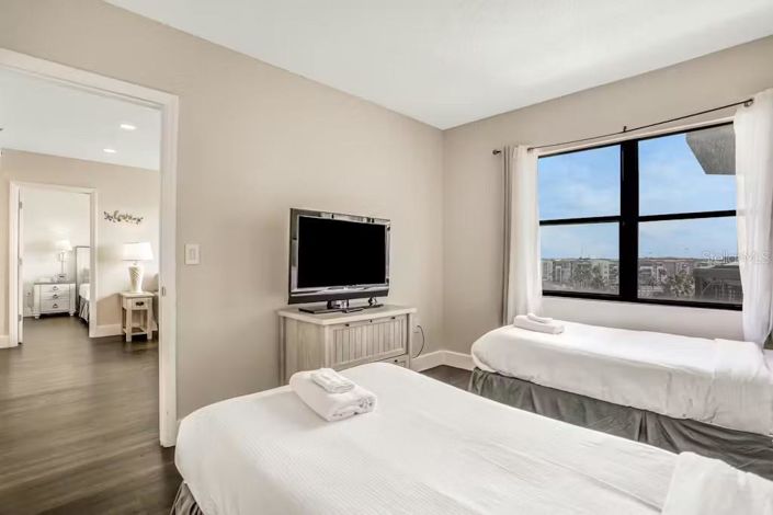 Image No.15-2 Bed Property for sale