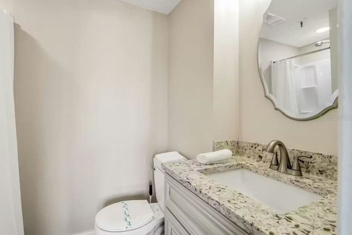 Image No.17-2 Bed Property for sale