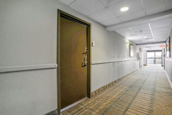 Image No.21-2 Bed Property for sale