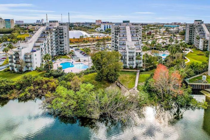 Image No.32-2 Bed Property for sale