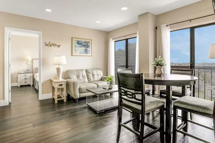 Image No.6-2 Bed Property for sale