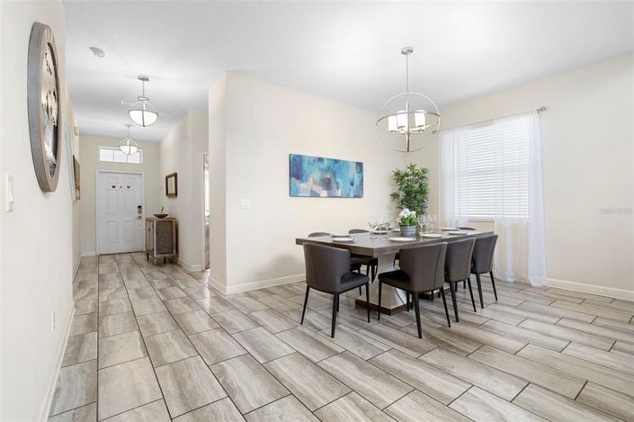 Image No.26-5 Bed Property for sale