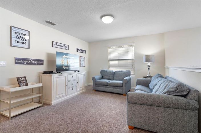 Image No.40-5 Bed Property for sale