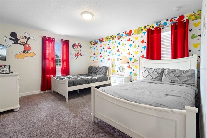 Image No.43-5 Bed Property for sale