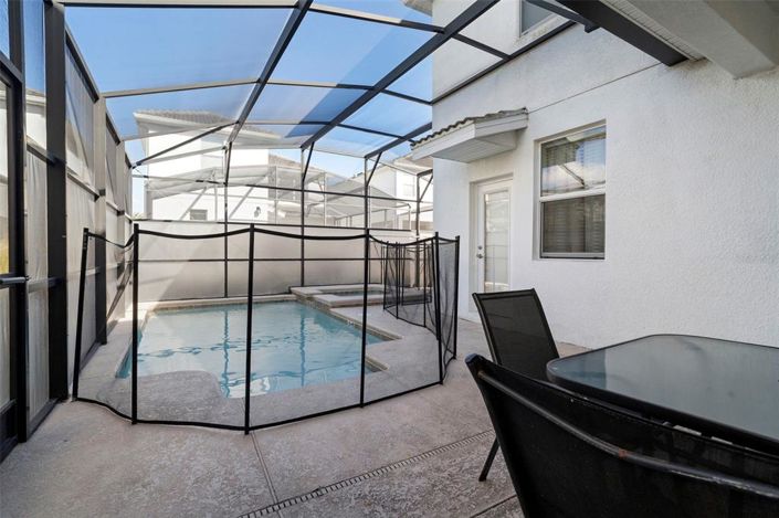 Image No.55-5 Bed Property for sale