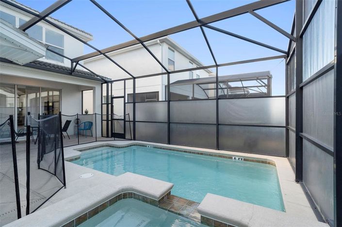 Image No.58-5 Bed Property for sale