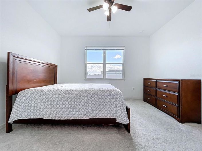 Image No.23-3 Bed Property for sale