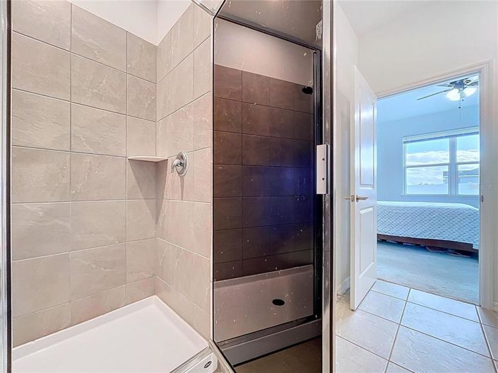 Image No.28-3 Bed Property for sale