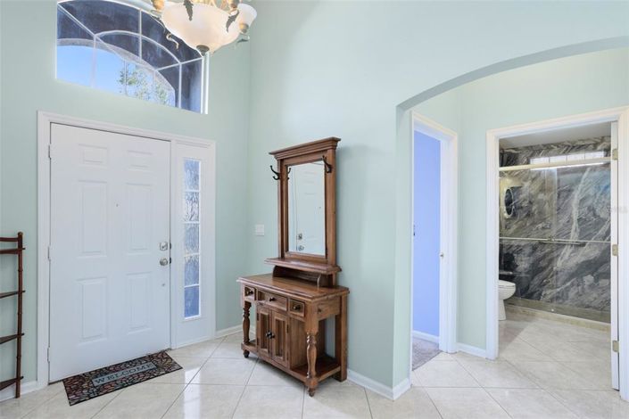 Image No.10-3 Bed Property for sale