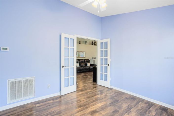 Image No.20-3 Bed Property for sale