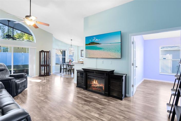 Image No.30-3 Bed Property for sale