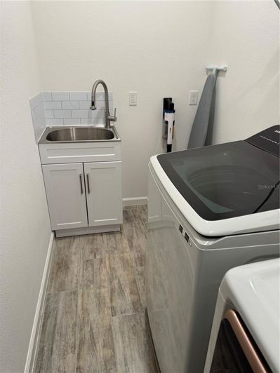 Image No.16-4 Bed Property for sale