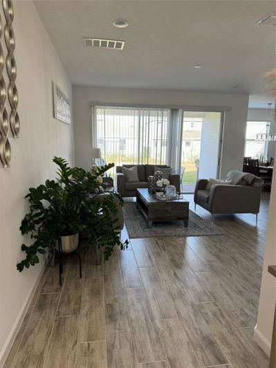 Image No.5-4 Bed Property for sale