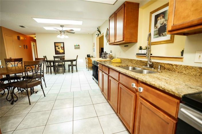 Image No.19-4 Bed Property for sale