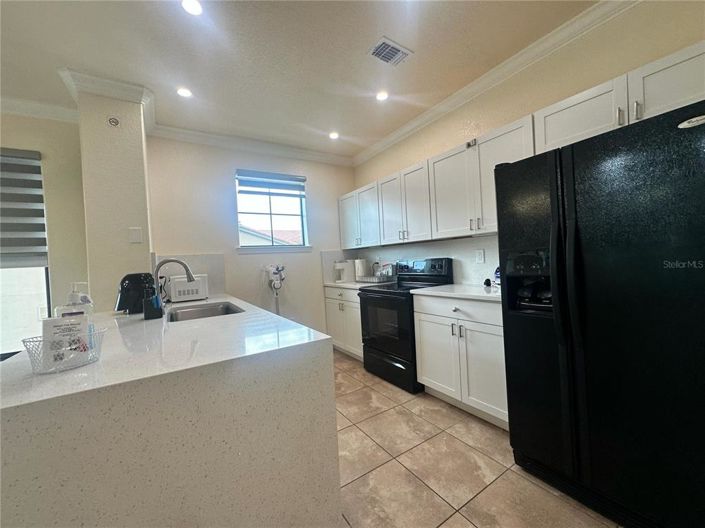 Image No.13-3 Bed Property for sale