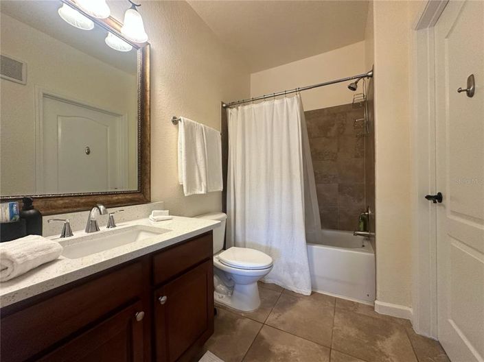 Image No.15-3 Bed Property for sale