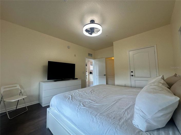 Image No.22-3 Bed Property for sale