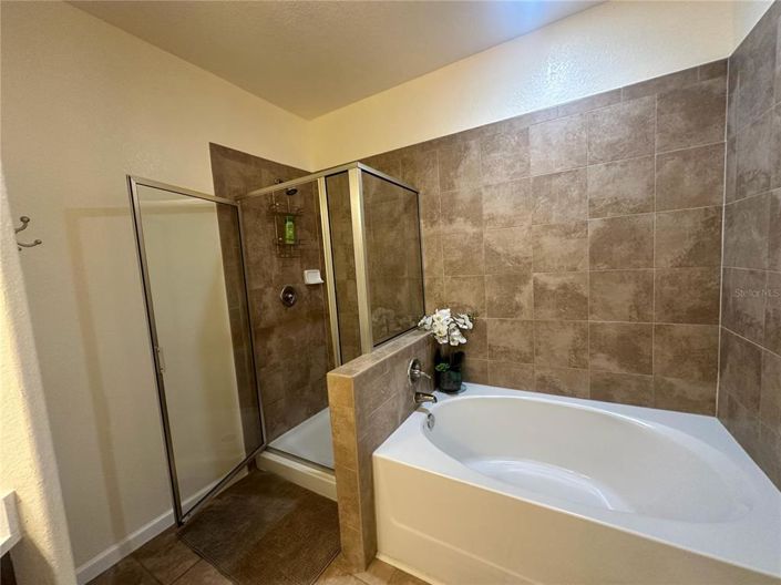 Image No.24-3 Bed Property for sale