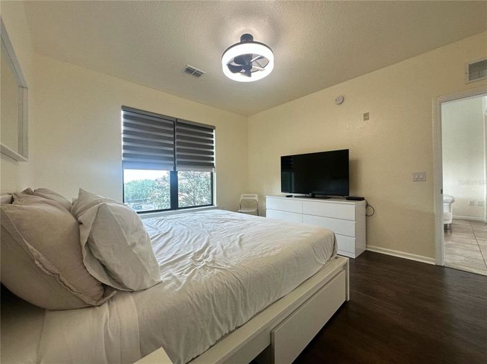 Image No.29-3 Bed Property for sale