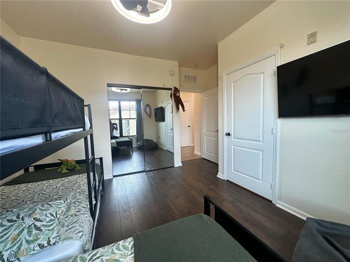 Image No.39-3 Bed Property for sale