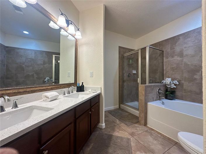 Image No.43-3 Bed Property for sale