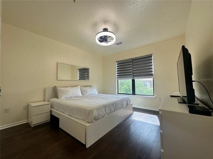 Image No.44-3 Bed Property for sale