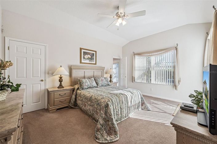 Image No.14-3 Bed Property for sale