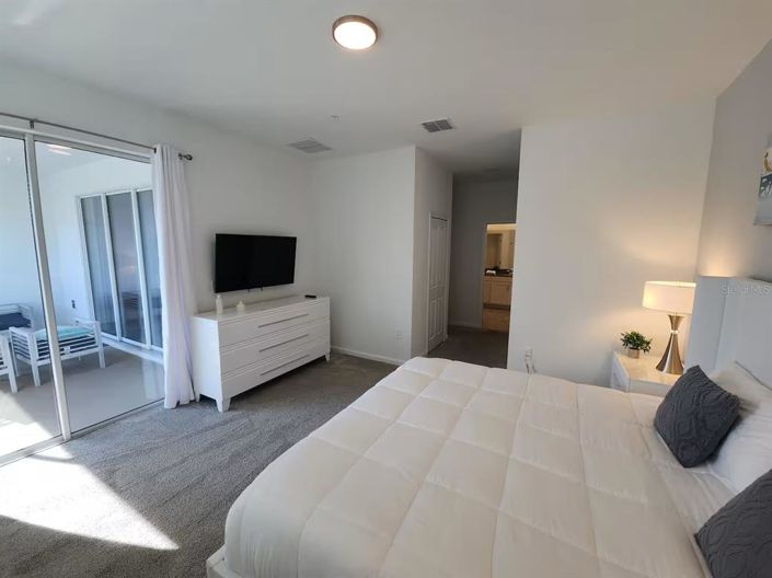 Image No.13-3 Bed Property for sale