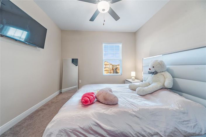 Image No.26-5 Bed Property for sale