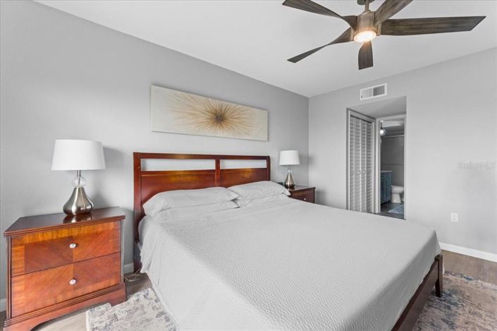 Image No.15-1 Bed Property for sale