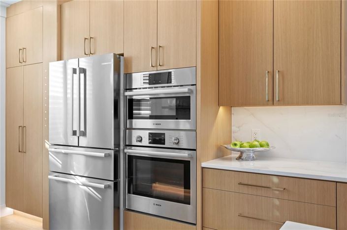 Image No.13-3 Bed Townhouse for sale