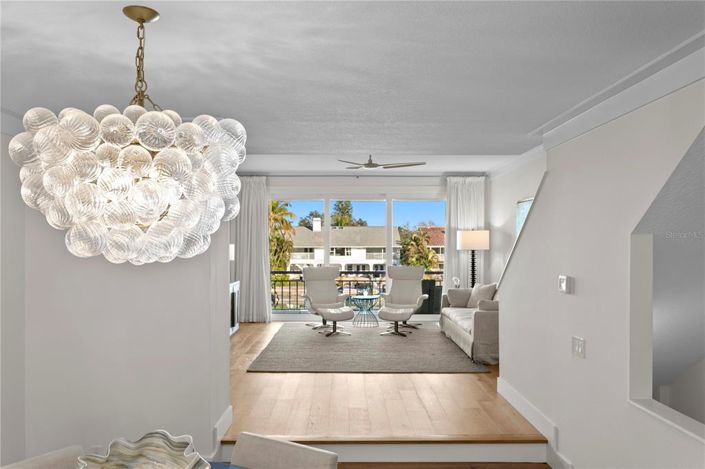 Image No.18-3 Bed Townhouse for sale