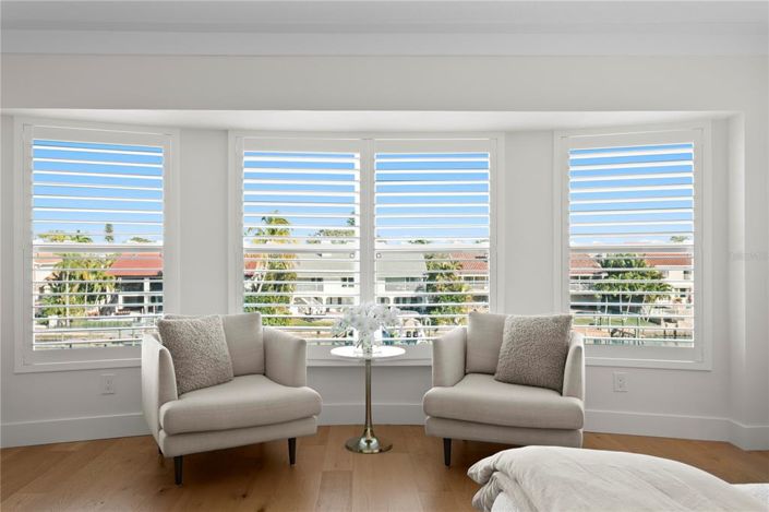 Image No.25-3 Bed Townhouse for sale