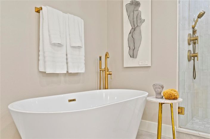 Image No.29-3 Bed Townhouse for sale