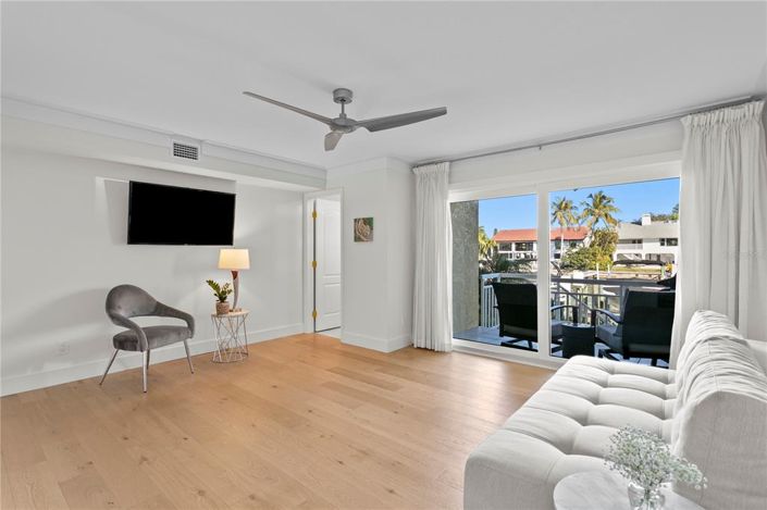 Image No.36-3 Bed Townhouse for sale