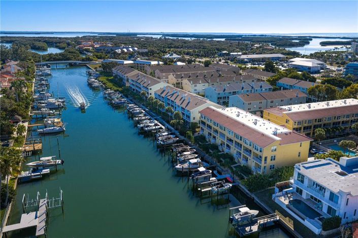 Image No.45-3 Bed Townhouse for sale