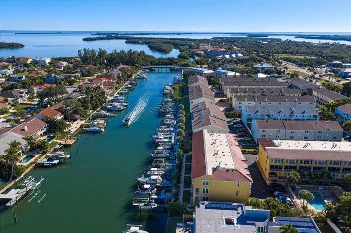 Image No.47-3 Bed Townhouse for sale