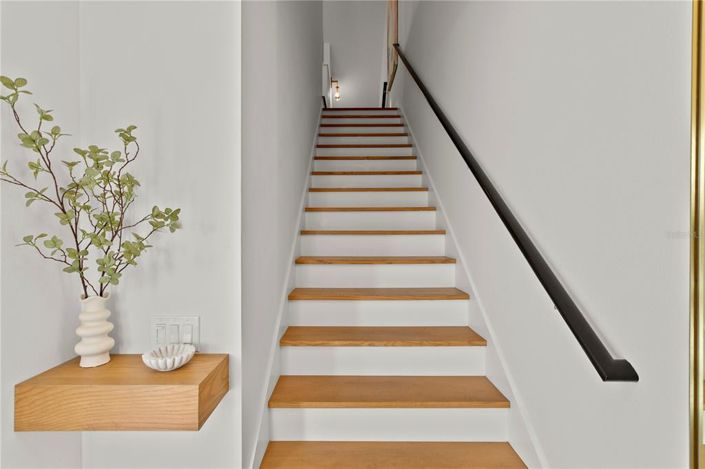 Image No.8-3 Bed Townhouse for sale