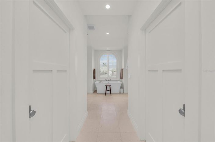 Image No.37-3 Bed Property for sale